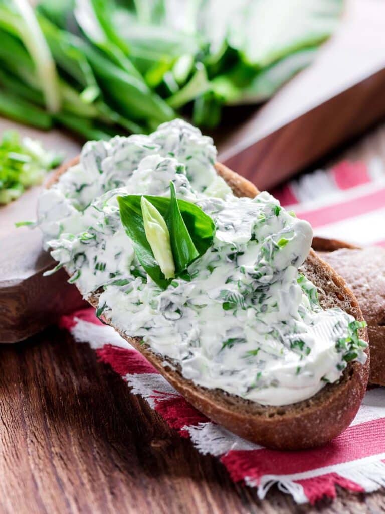 Bärlauchquark mit Kartoffeln oder als Dip